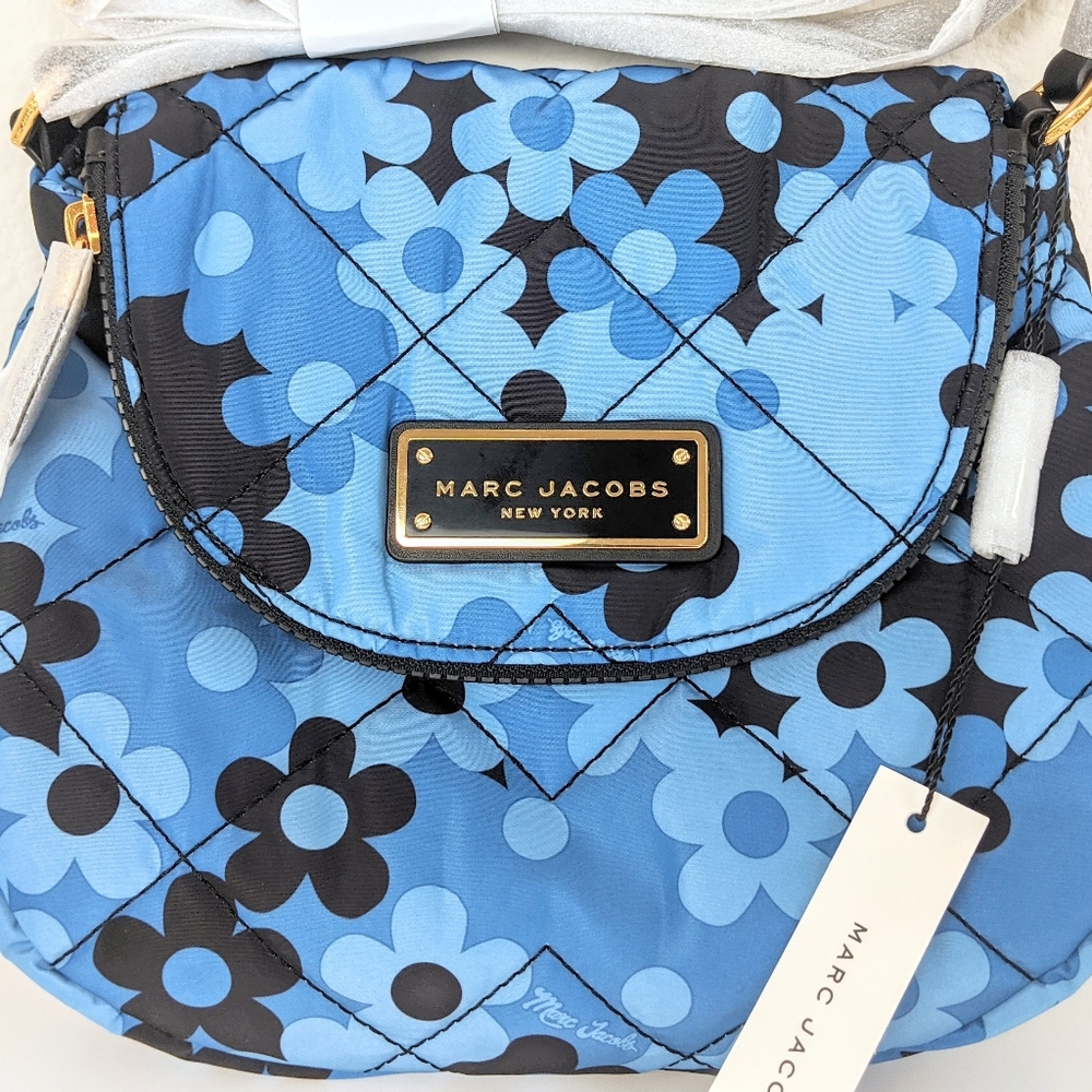 Marc Jacobs Quilted Nylon Floral Messenger Bag - Picture 4 of 6